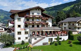 Hotel Theresia Zillertal